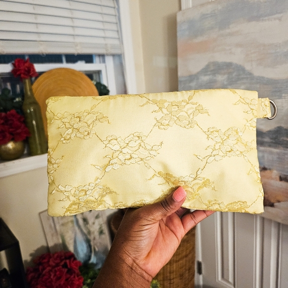 ASOS Yellow Multicolor Sequin & Rhinestone Embroidered Folded Clutch - Picture 4 of 15